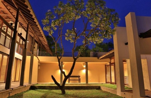 Irrakkakandi House | Beachfront villa/On the Nilaveli beach