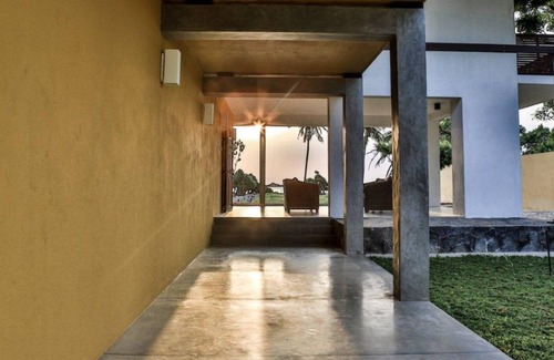 Irrakkakandi House | Beachfront villa/On the Nilaveli beach