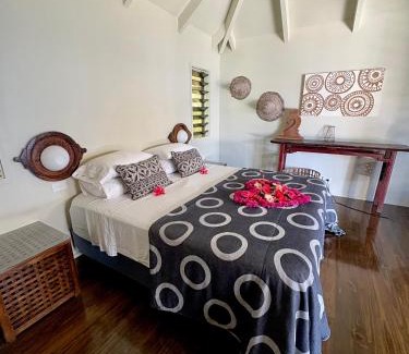 Savusavu Villa | Beachfront Villa - Pod House, Private Plunge Pool
