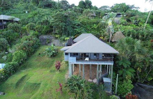 Savusavu Villa | Beachfront Villa - Pod House, Private Plunge Pool