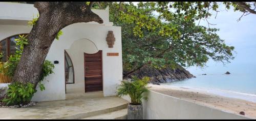 Mae Nam Villa | Beachfront Villa Demar in Cape Beach Villa Samui
