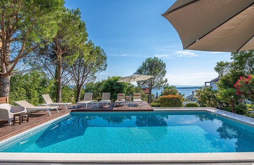 Dramalj House | Beachfront Villa with Private Pool, Jacuzzi, Sea View
