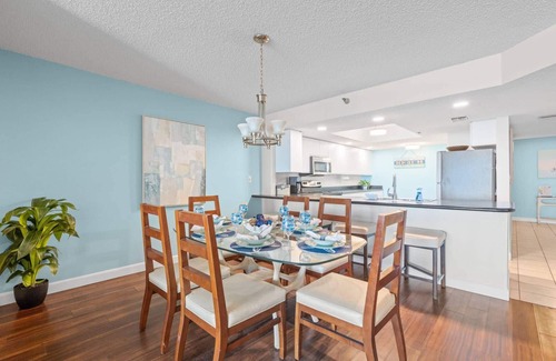 Indian Rocks Beach Condo | Beachfront w/Gulf View! Free Activities Included! Private Balcony, Pool ~ 104 Hamilton House