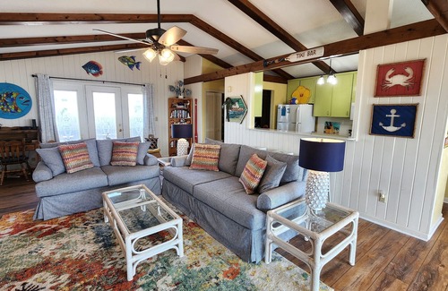 St. George Island House | Beachfront with PRIVATE POOL!