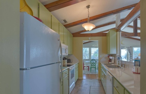 St. George Island House | Beachfront with PRIVATE POOL!