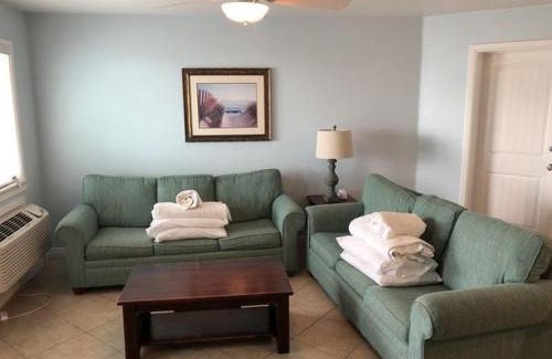 Port Aransas Apartment | BeachGate CondoSuites and Oceanfront Resort