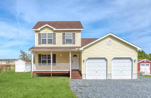 Captain's Cove House | Beachin' at the Cove - Golf course, Shared pool & more!