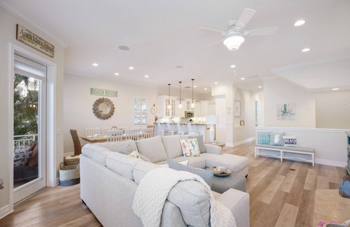 Anna Maria House | Beachology: 1 Block to Bean Point Beach, Pool, Game Room by Anna Maria Life Vacation Rentals