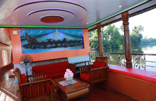 Alappuzha Boat Rental | Beachparadise Daycruise houseboat