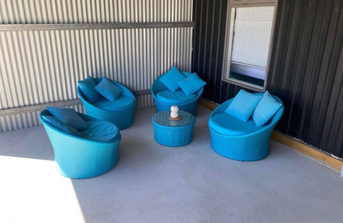 Safety Beach House | BEACHSHACK @SafteyBeach n2 minutes drive to the beach….