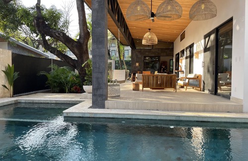 Playa Guiones Villa | BEACHSIDE 3 bdr Luxury Villa