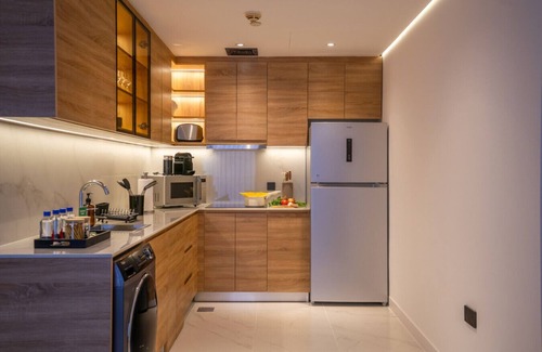 Dubai Marina Apartment | Beachside Bliss in JBR - Sea View & Family Friendly