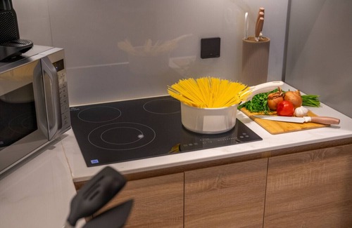 Dubai Marina Apartment | Beachside Bliss in JBR - Sea View & Family Friendly