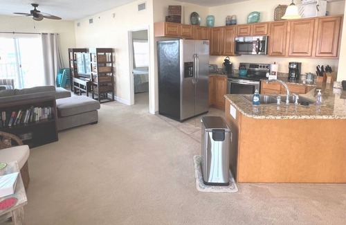 Ocean View Halifax Estates Condo | Beachside Condo 2BA/2BR with Pool. FREE NETFLIX