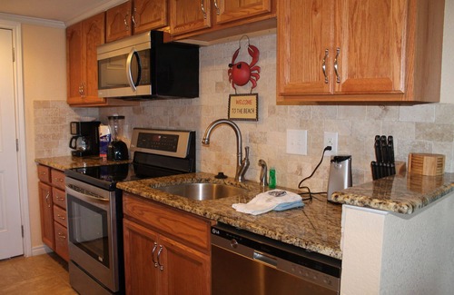 Port Aransas Apartment | Beachside condo, sleeps four. Stunning views from private balcony!