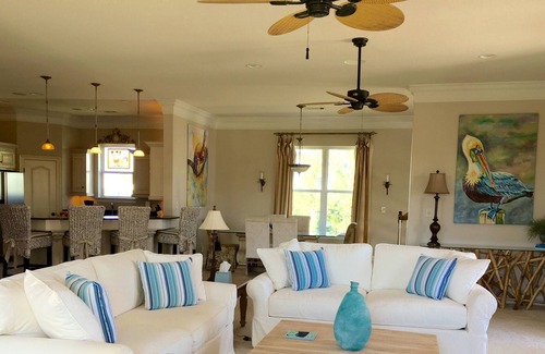 Fort Morgan House | Beachside Cottage 4bd/3 bath No street to cross 3 story beauty in Kiva Dunes