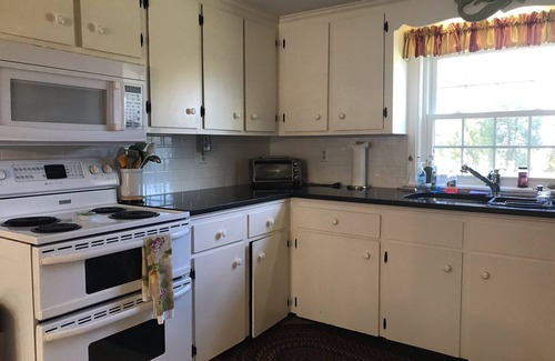 Yarmouth Port House | Beachside cottage with enclosed yard, outdoor shower - walk to beach boardwalk