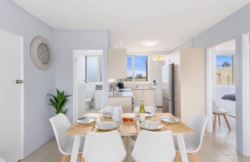 Towradgi Apartment | Beachside Escape A Breezy Waterfront Family Abode