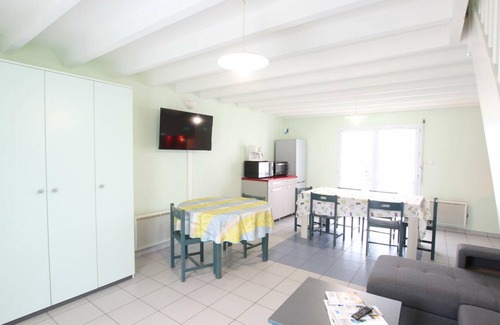 Siouville-Hague Cottage | Beachside Family Getaway: 3BR House, Pet-Friendly, BBQ, Near Surf & Spa
