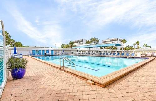 Aloha Kai Condo | Beachside Fun & Family Comfort, Just Steps from the Sand – Aloha Kai #16 - Roelens
