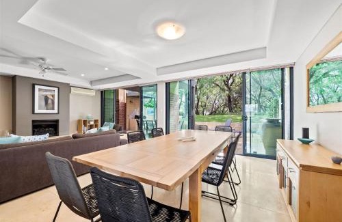 Broadwater House | Beachside Getaway - Family Villa at Sebel Resort