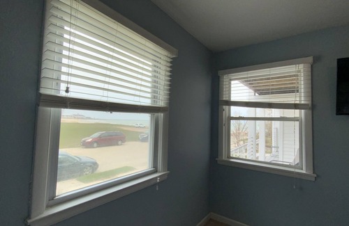 Sheboygan Condo | BEACHSIDE GETAWAY IN SHEBOYGAN