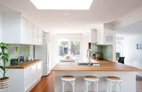 Jan Juc House | Beachside Hideaway - 300m from lookout