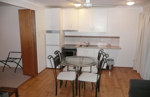 Bowen Apartment | Beachside Holiday Units
