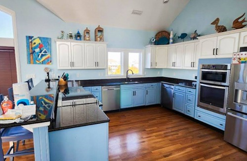 Ocean Isle Estates House | Beachside home short walk to beach with private pool, hot tub & game room