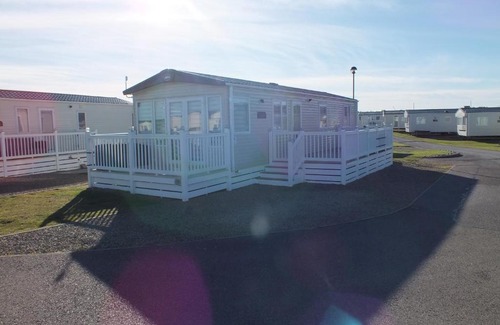 Lossiemouth Other | Beachside Lighthouse 14