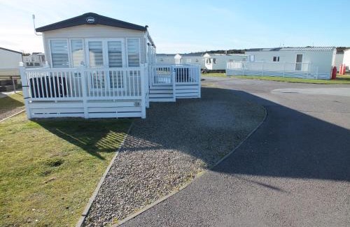 Lossiemouth Other | Beachside Lighthouse 14