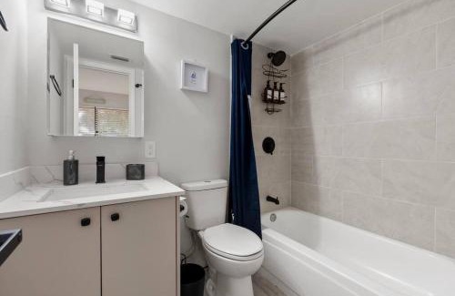 Harbordale Apartment | Beachside Parking - Las Olas, Airport, Port Evg