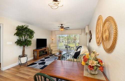 Indian Harbour Beach Apartment | Beachside Pond View Retreat - BC155