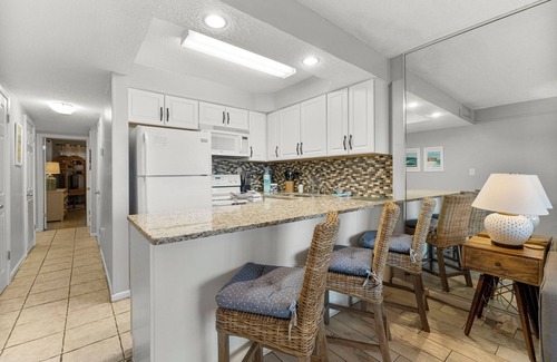 Holiday Isle Condo | Beachside retreat on Holiday Isle. Steps to beach, heated pool, tennis/picklebal