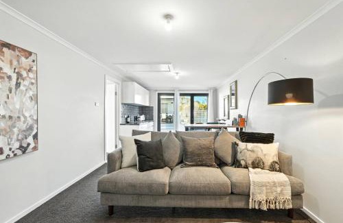 Seven Mile Beach House | Beachside Studio Retreat