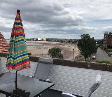 Minehead Apartment | Beachside Suites