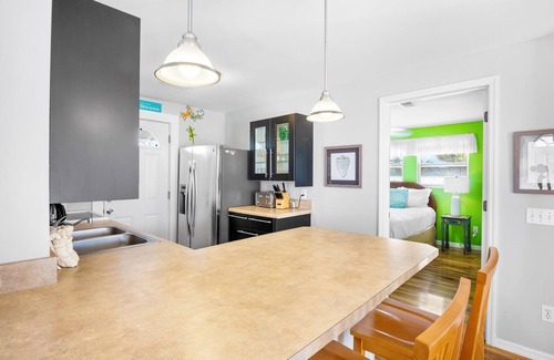 Bradenton Beach House | Beachside Upper Unit with Deck, Steps to Sand and Bridge St