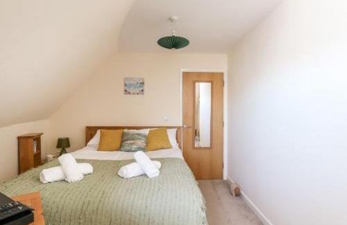 Weymouth Apartment | Beachside View