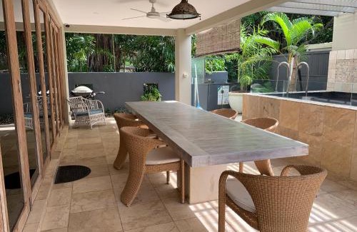 Port Douglas Villa | Beachside Villa with Private lap pool
