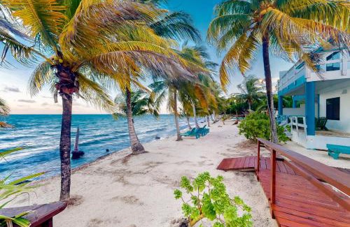 Placencia Apartment | Beachside Villas Gold Standard Certified