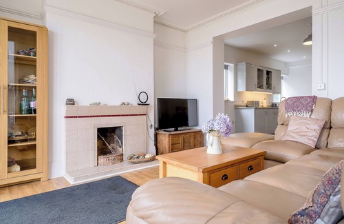 Downderry Cottage | Beachside, West Yardley House - UK31200