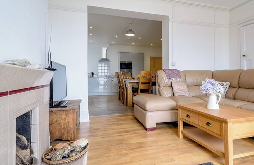 Downderry Cottage | Beachside, West Yardley House - UK31200