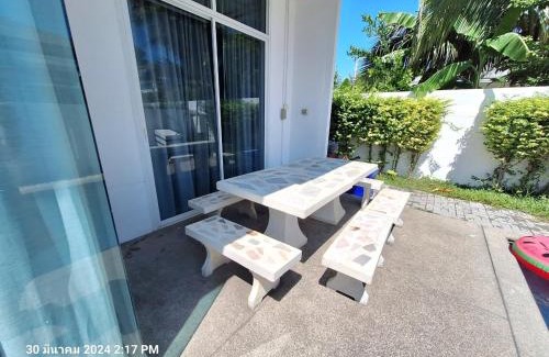 Cha-am Villa | Beachtown Cha-Am Private Poolvilla from beach 2km