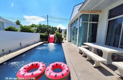 Cha-am Villa | Beachtown Cha-Am Private Poolvilla from beach 2km