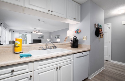 Navarre Beach Condo | Beachview 107 Ground floor unit; pool, tennis, pet friendly
