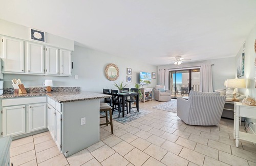 Orange Beach Condo | Beachview | Seascape 209 | Outdoor Pool | My Beach Getaways