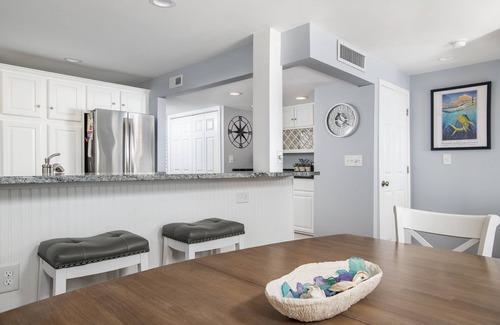 Pine Knoll Shores Condo | Beachwalk 205: After Dune Delight