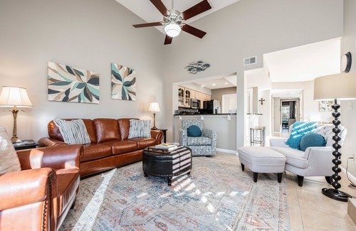 Sandestin Condo | Beachwalk Villa 5138 | 6 Seater Golf Cart | Lake View