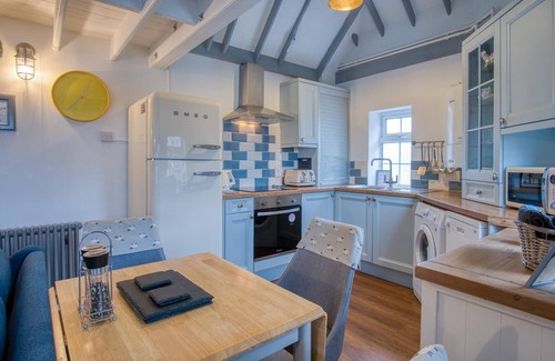 Penally House | Beachwood - 2 Bedroom Cottage - Penally
