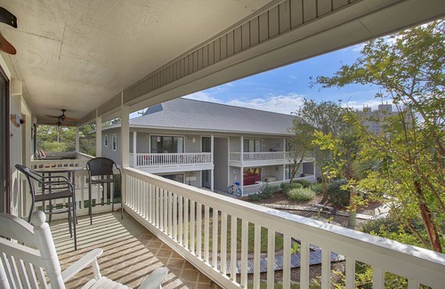 Seagrove Beach Condo | Beachwood Villas 8F - Heated Community Pool, Great Onsite Amenities!